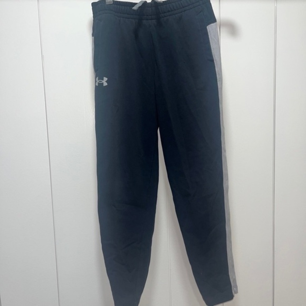 Under Armour Boy's Loose Tapered Leg Black/gray Jogger Pants Size Youth Medium